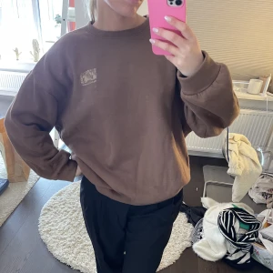 Sweatshirt  - Bra skick