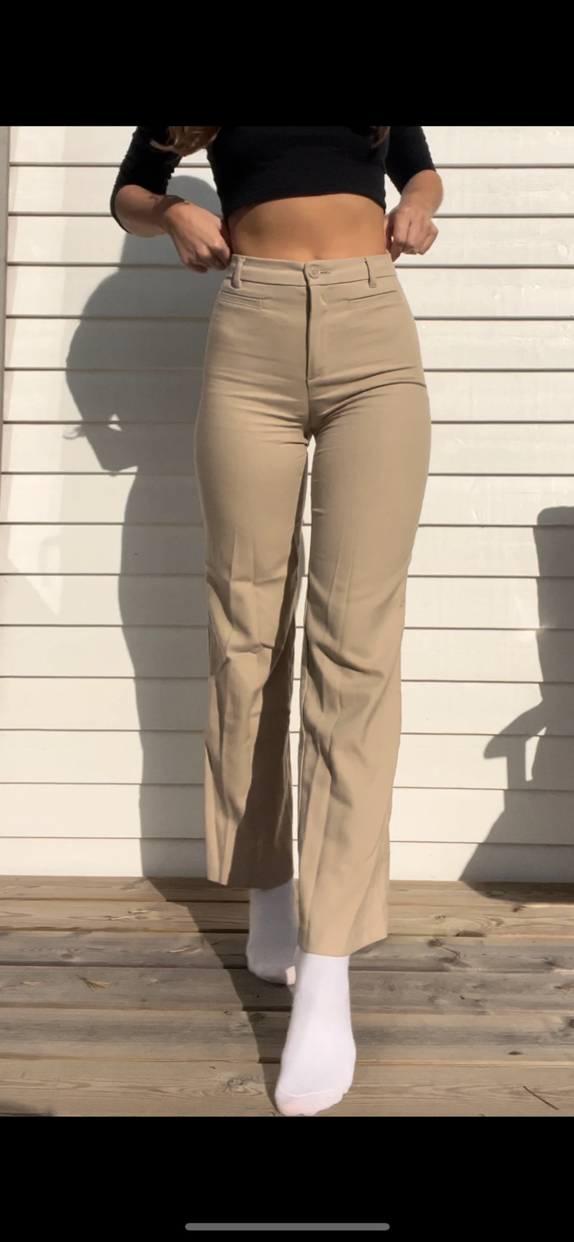 Kostymbyxor från Monki