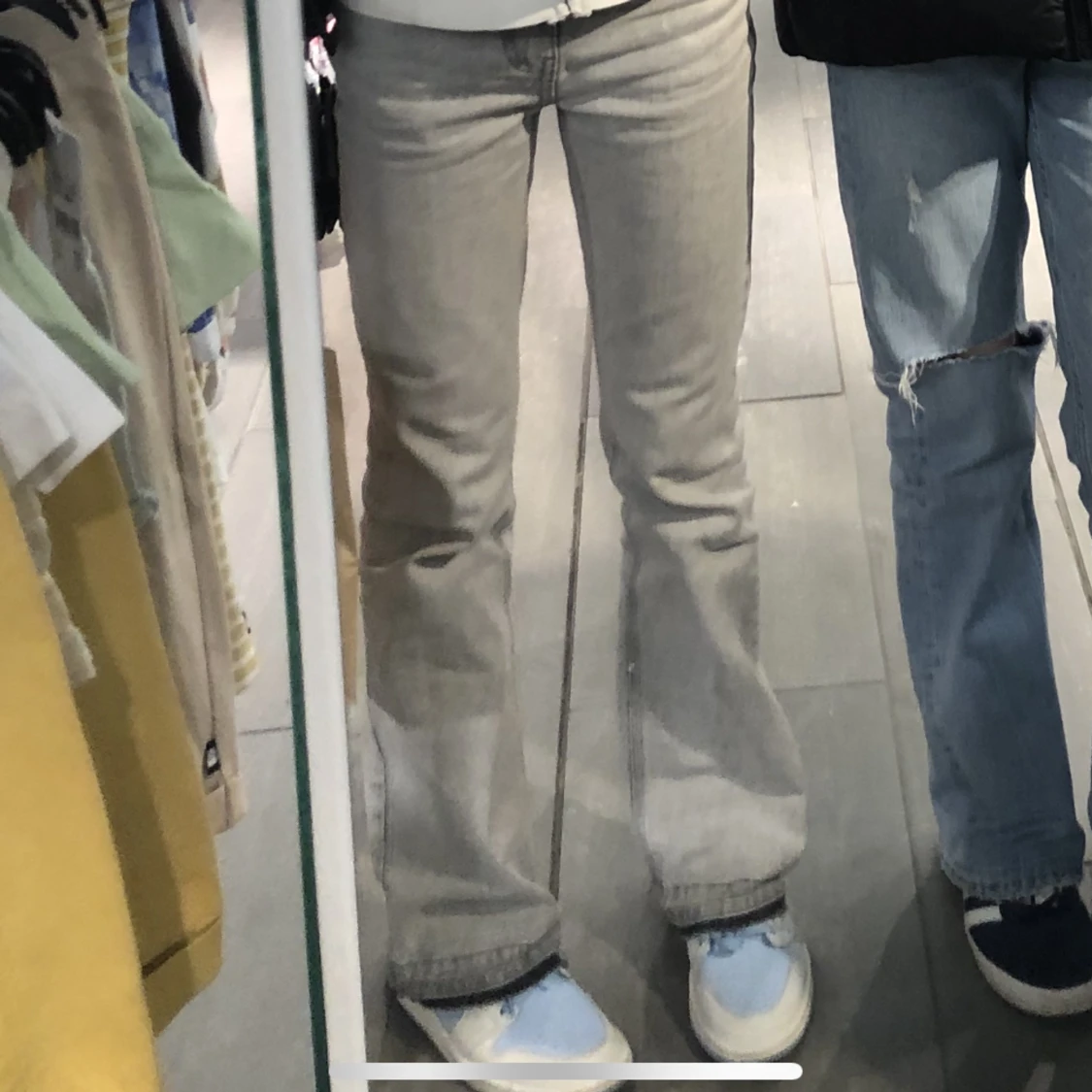 Gråa bootcut jeans