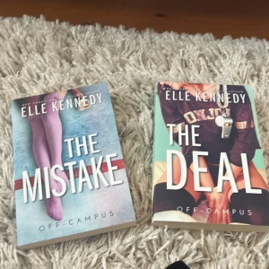 Off campus - Böcker 🤍🤍