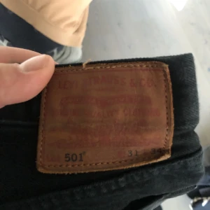 Levis 501 - Storlek 31-34 använt skick 