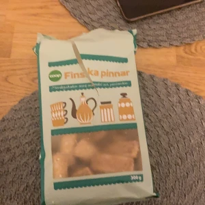 Finska pinnar + emo  - Säljer mina finska pinnar, lite använda men ändå bra skick (man får emot på köpet)