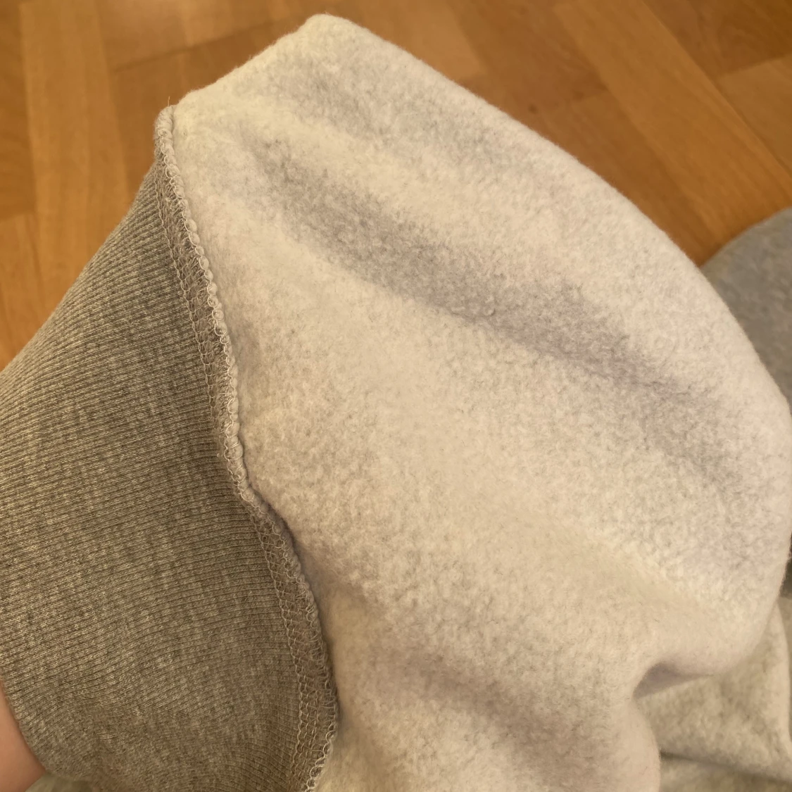 Grå Sweatshirt  - 90