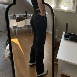 Eytys byxor - Eytys byxor, storlek 24 men är mer som 26. Är lite små på mig som har 27-28 i jeans. Jag är 176cm lång