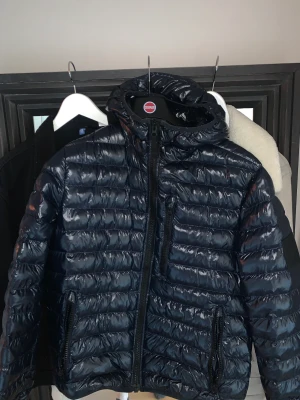 Peak performance jacka herr  - För liten för mig, i nyskick