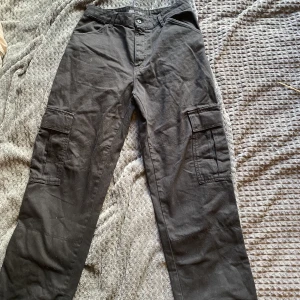 Baggy cargos  - Sköna svarta baggy cargos