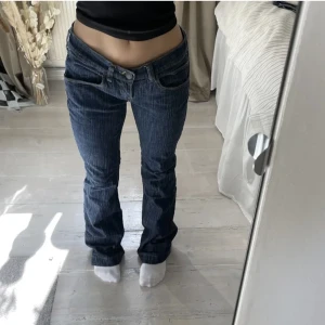 Brandy jeans - Ett par brandy jeans köpta här på Plick. Säljer då de är för stora. Storleken är S och jag bär vanligtvis på Xs. I perfekt skick.