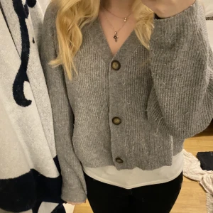 grå kofta - grå kofta från zara 💕