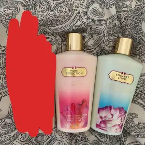 3 helt oanvända body lotions från Victoria’s Secret. Olika dofter på alla, säljer en för 70 kr