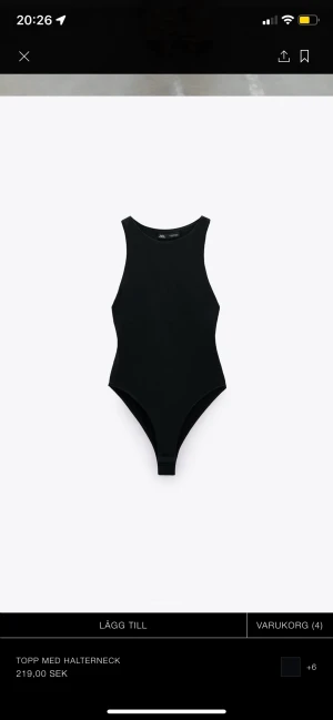 Zara BODY - Säljer denna oanvända bodyn från zara. Den är i färgen svart å är i storlek M men passar även S. Den är tretchig och är i lent material, sitter som skims bodysen. Nyskick!