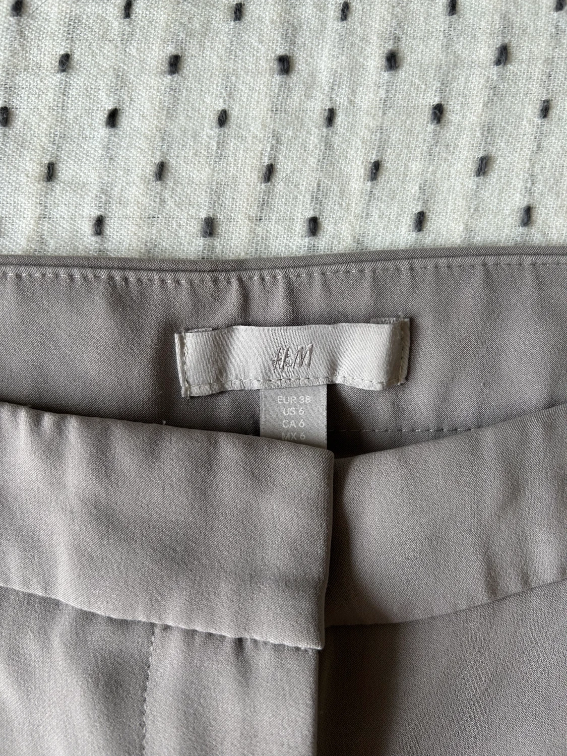 Ljusgrå kostymbyxa - 90