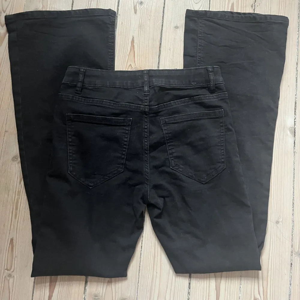 Snygga svarta jeans 🌟strl 160cm 🌟💕💕. Jeans & Byxor.