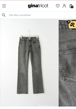 Gina full lenght flare jeans  - Säljer dessa super fina gråa jeans som har en medelhög midja från Gina som är i modellen full lenght flare. 