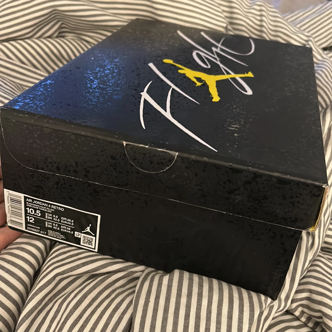 Jordan 4 Yellow thunder