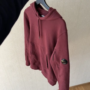  CP company hoodie  - Använt Max 10 gånger 