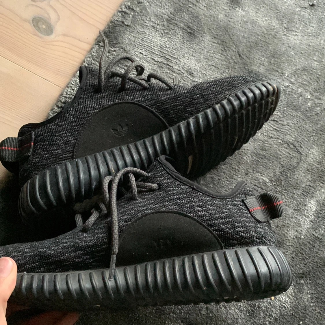 Yeezy 350 black pirate 2015 - 91