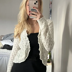 Kofta - Super söt stickad kofta🥰❤️