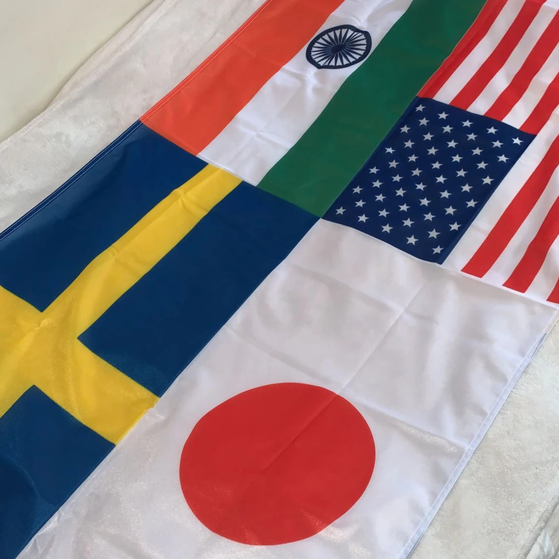 STUDENTFLAGGOR MED 4 LÄNDER - 91