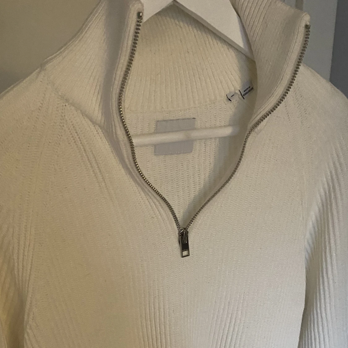 Stickad tröja  - 91