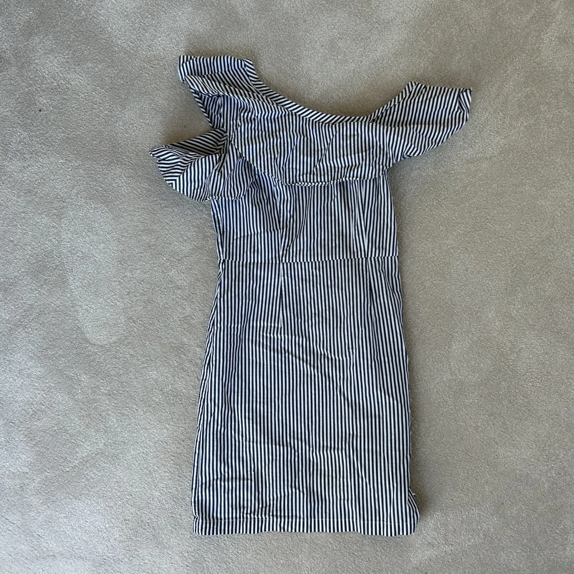 Randig one should klänning  - 91