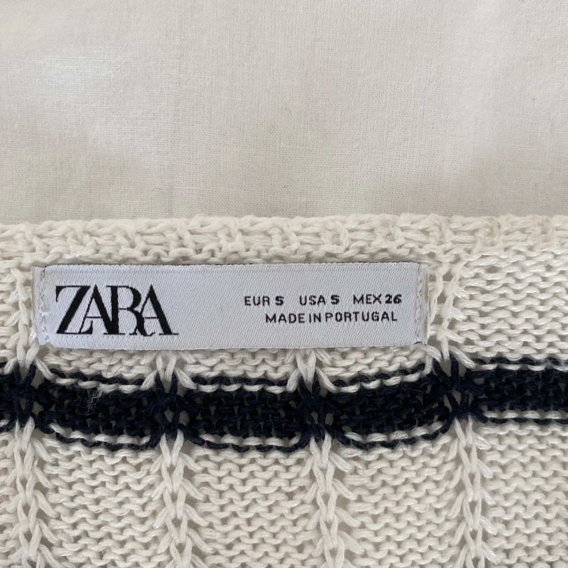 Stickad tröja  - 91