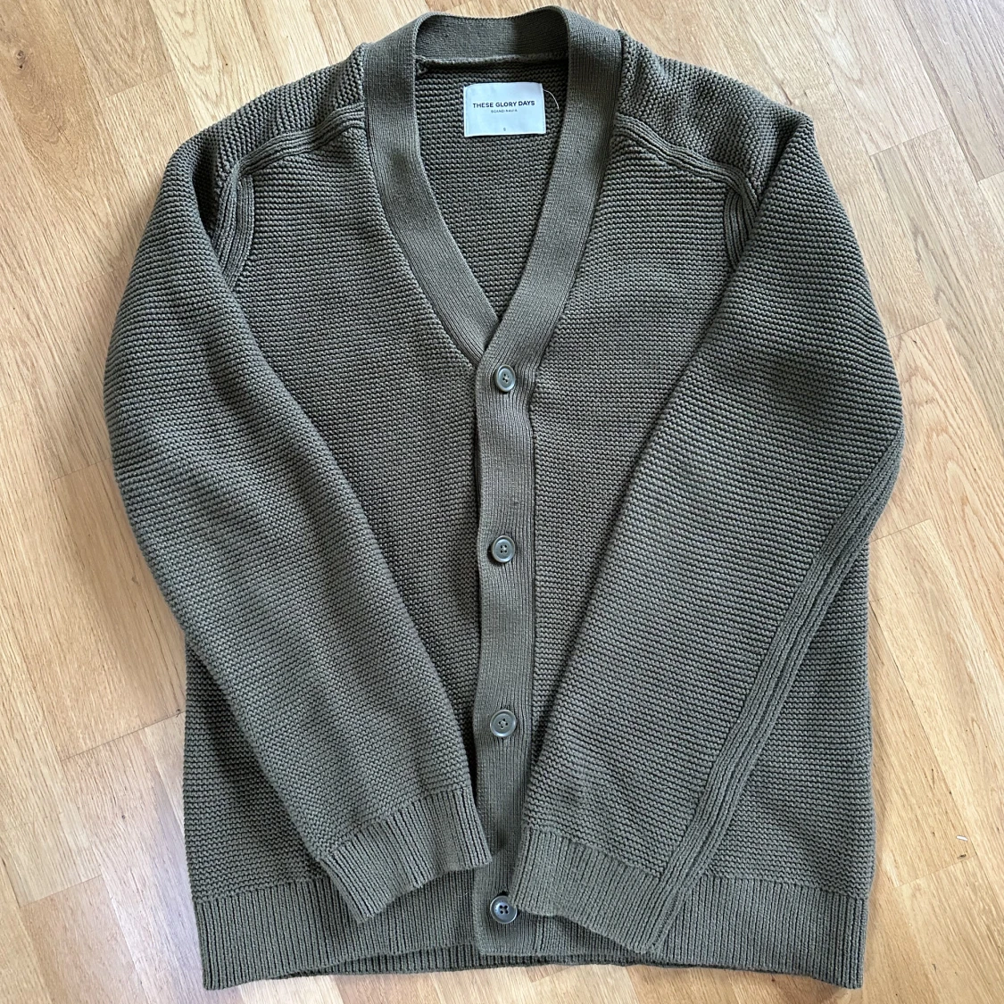 Cardigan THESE GLORY DAYS