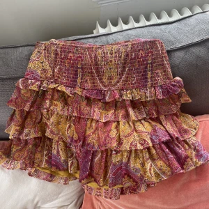 Zara kjol - Ny skick, knappt andvänd! 