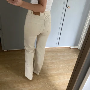 Jeans Beige🌼 - Superfina och speciellt bekväma Jeans i superstretchig jeans. Färgen är den perfekta beiga! Från WERA🌼True to size!