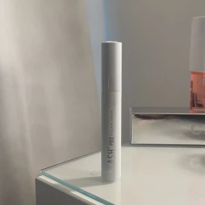 Fransserum - Säljer denna oanvända xlash pro då jag redan har en sedan innan🤍Bara att höra av sig vid frågor, orginalpris 699kr 💘💘EJ SÅLD