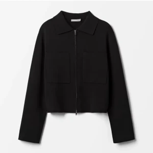 Åhléns kofta  - Snygg kofta från Åhléns som tyvärr inte kommer till användning, Intressekoll!! För är inte helt säker på om jag vill sälja  😢