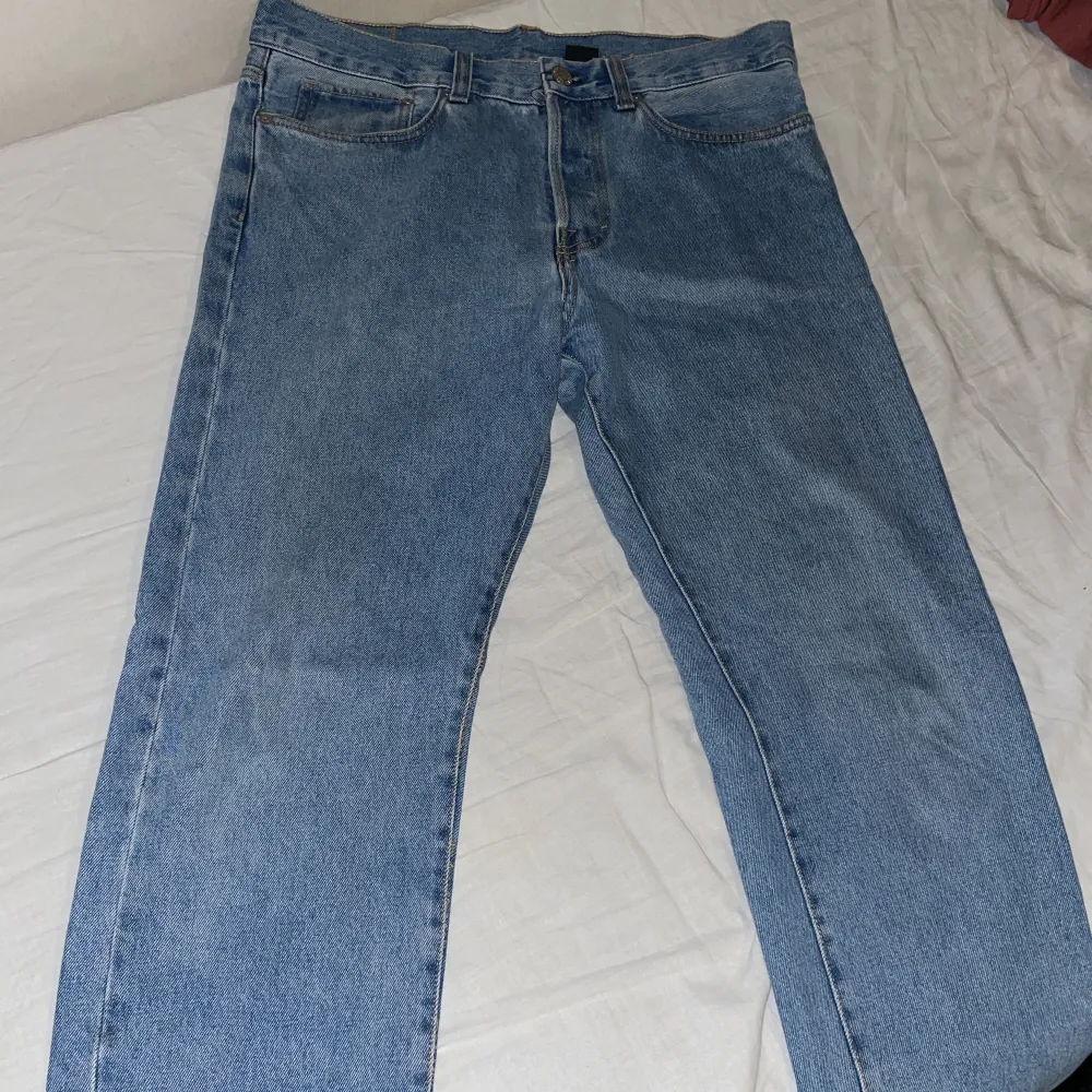 Bra kvalite på dessa jeans. Haft dem några år. . Jeans & Byxor.