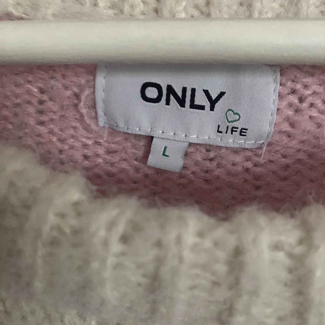 Färgglad stickad tröja  - 91