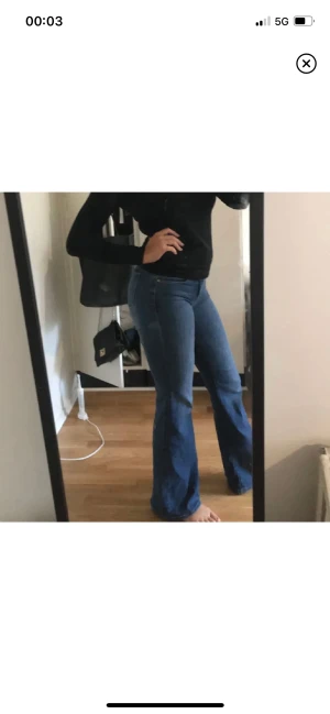 Bootcut jeans  - Supersnygga jeans! 