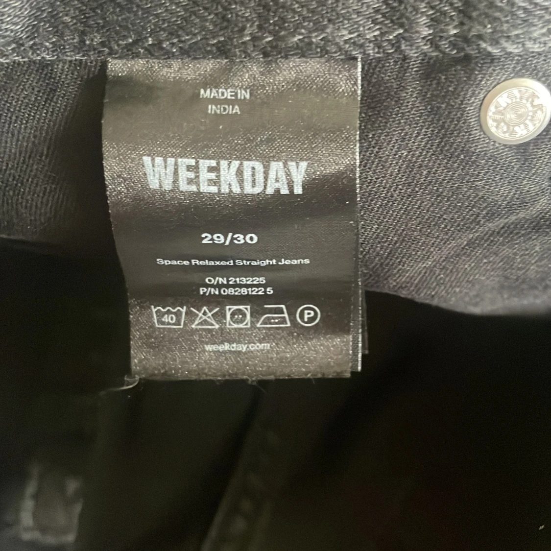 Svarta weekday space jeans  - 91