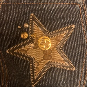 Gucci Jeans - Gucci jeans. Storlek 38 dom passar 34-36.   Vid intresse, skickar fler bilder 