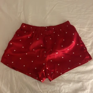 Hjärt shorts - Jätte söta sovshorts Storlek 146/152 men passar XS