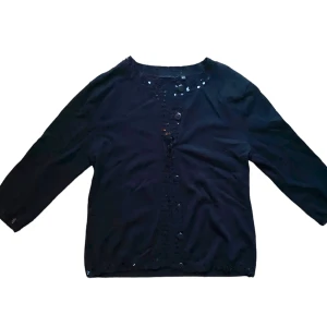 y2k paljett kofta - super fin kofta med paljetter längs med sidorna. Strl 42/44 på lapp men funkar för XS-M beroende på hur oversized man vill det ska sitta etc. Köparen står för frakt. 🩷