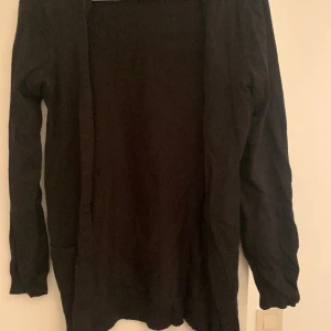 Kofya - Finanser lång kofta från Vera Moda 