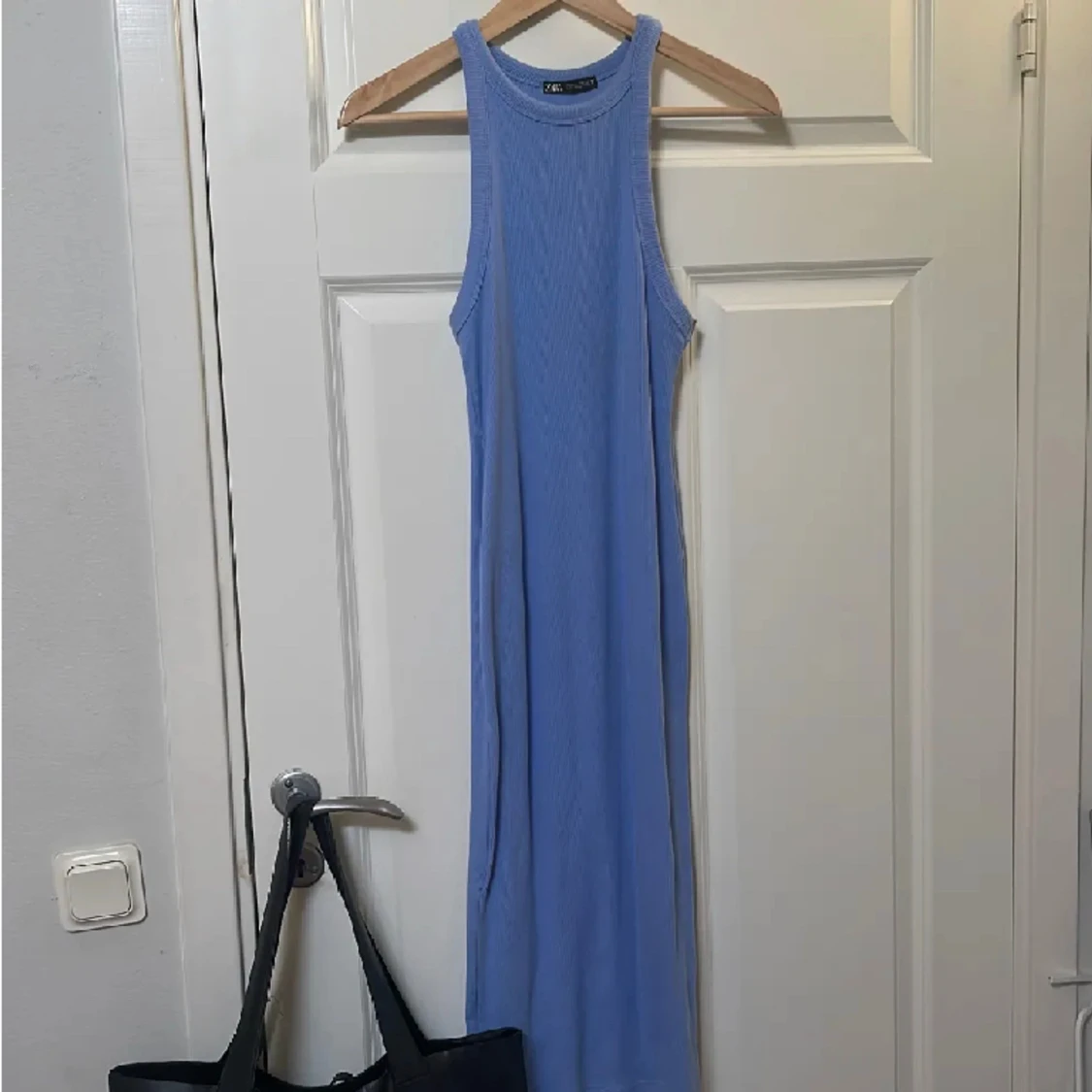 Midi klänning ZARA - 90