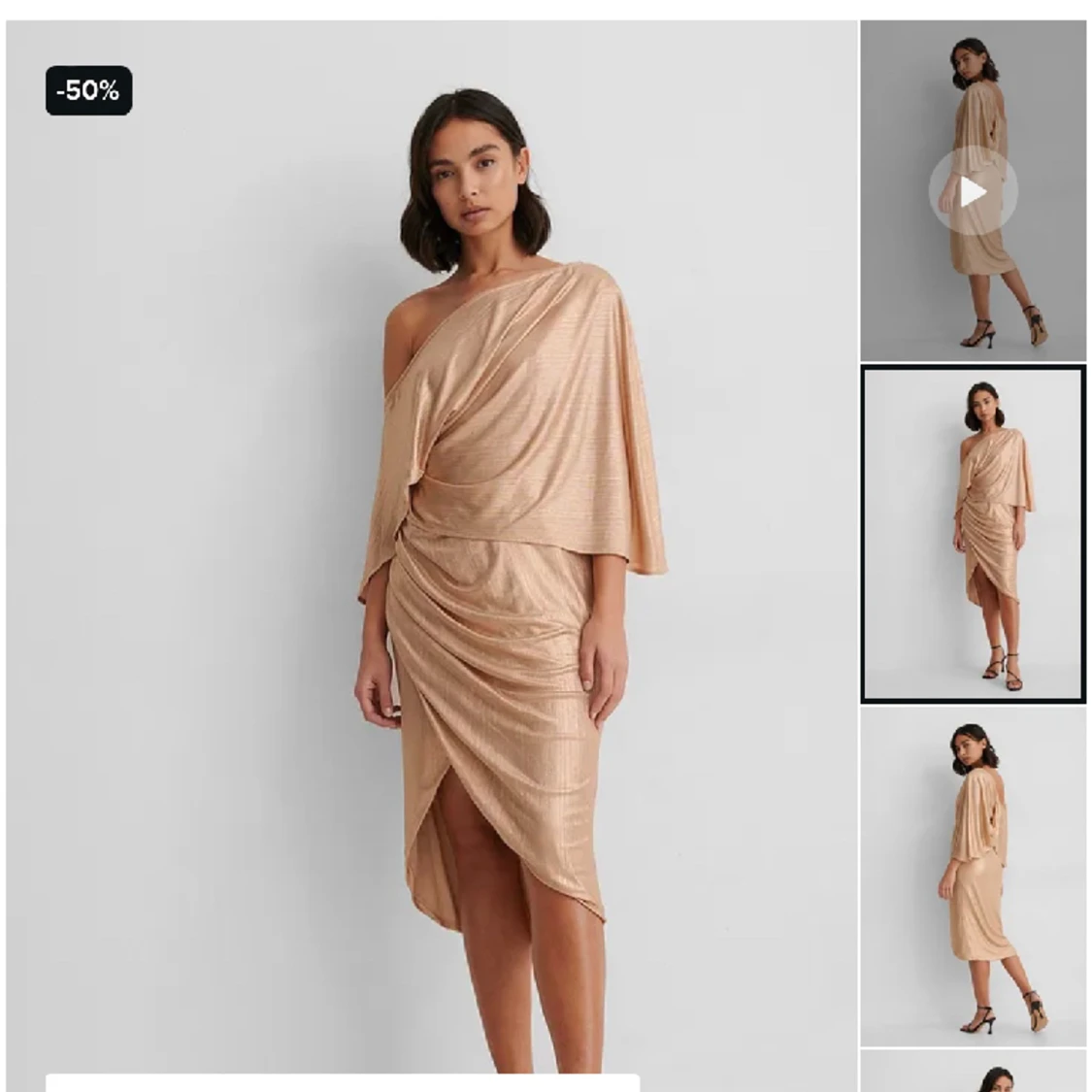 Guldig klänning - 91