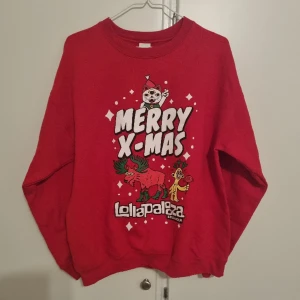 Lollapalaza jul tröja - Lätt använd. Storlek L. Kan mötas upp i vänersborg