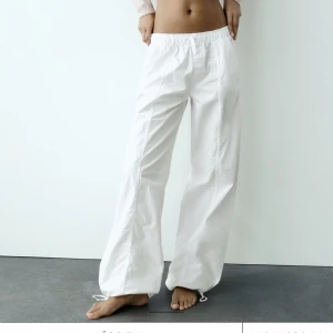 Zara byxor strl S - Sparsamt använda!