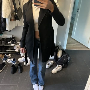 kappa - kappa från veromoda, inte mycke använd alls, storlek xs 💘vid snabb affär kan priset diskuteras