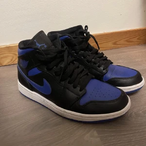 Jordans - Blåa