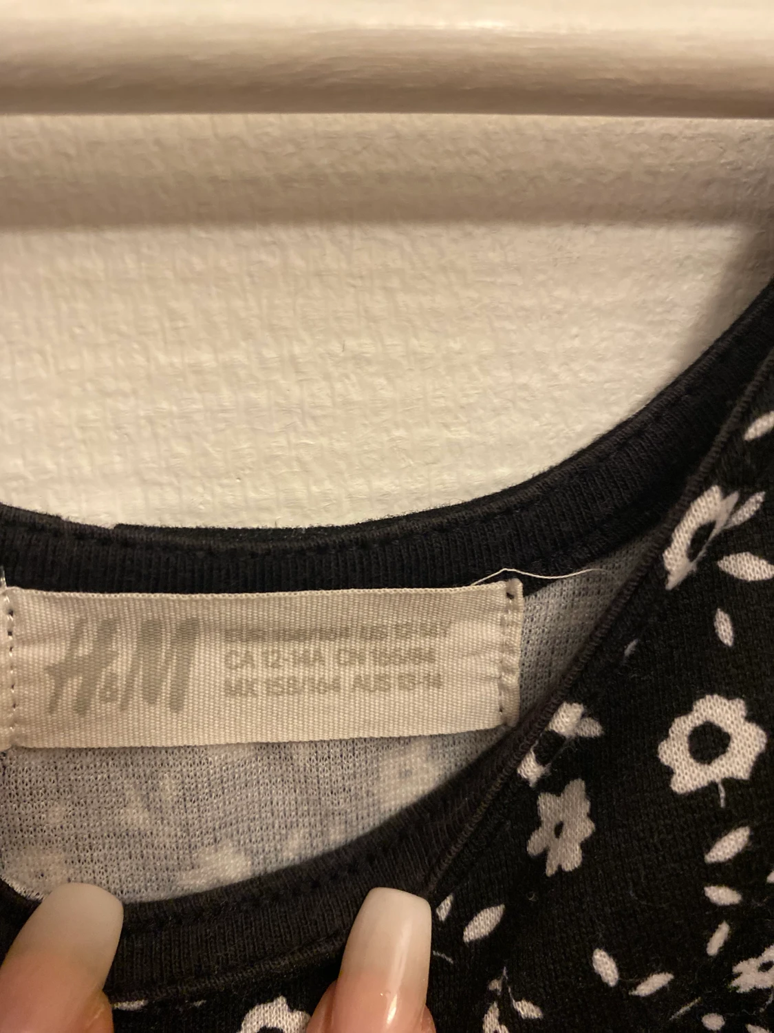 Svart/vit klänning  - 90