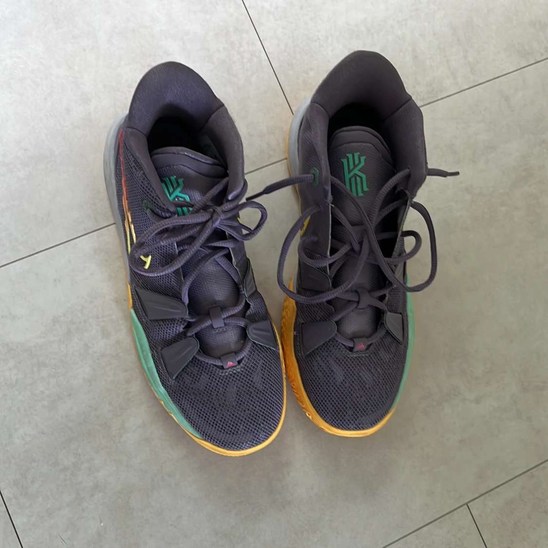 Nike Kyrie Daybreak 7 - 90