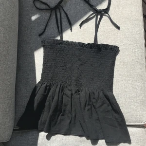 Super snygg svart SHEIN tröja 😻  - Säljer min svarta shein tröja ❤️ Nyskick ❤️