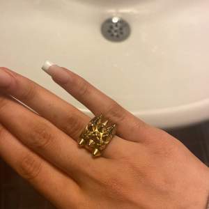 Säljer denna ringen från Edblad 