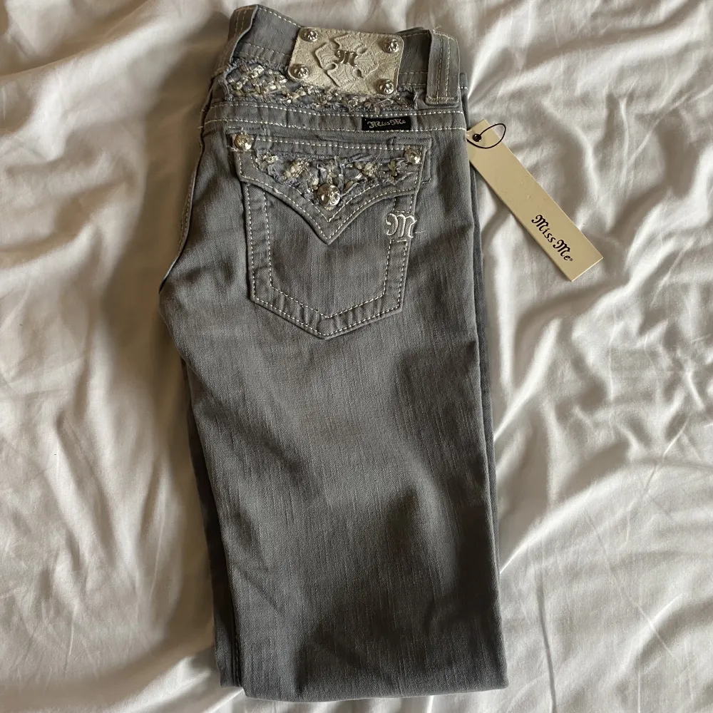 Säljer dessa as balla Miss me jeans. Dom är aldrig avvända och etiketten finns kvar💘. Jeans & Byxor.