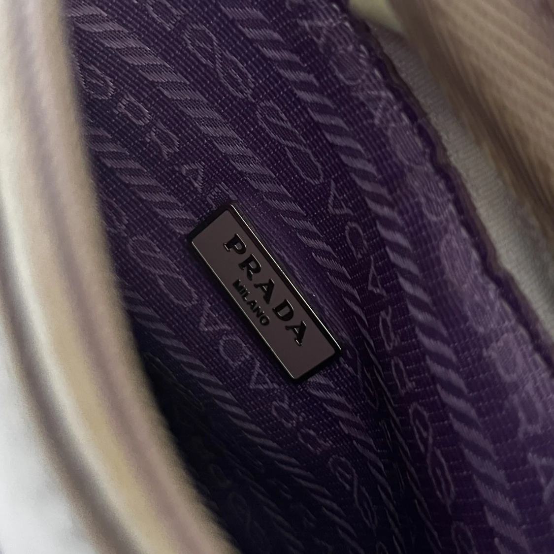Prada purple hobo bag - 90